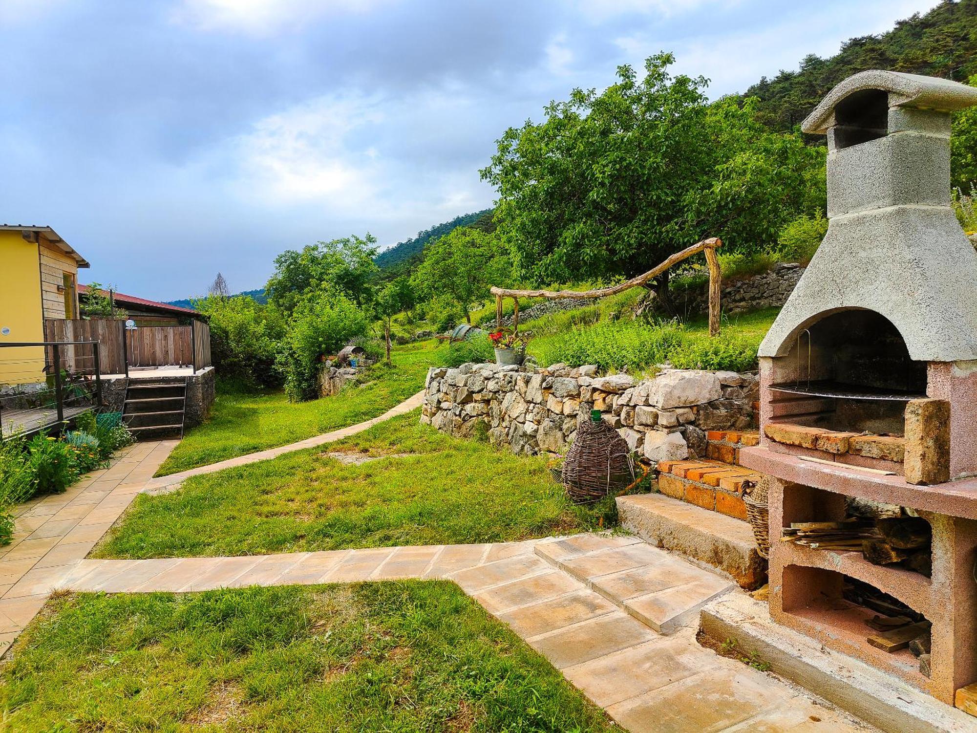 Homestead Zavadlal - Domacija Zavadlal Komen Exterior foto